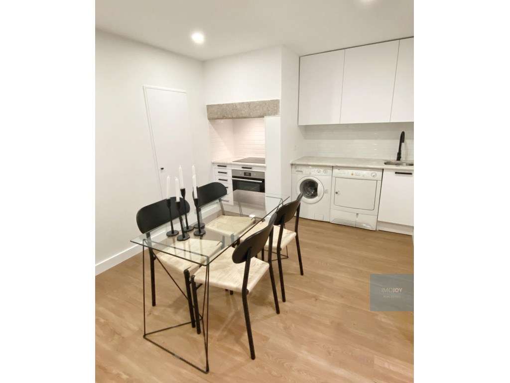 Apartamento T1 Duplex todo renovado para arrendar mobilado em Lisbo... - Grande imagem: 2/10