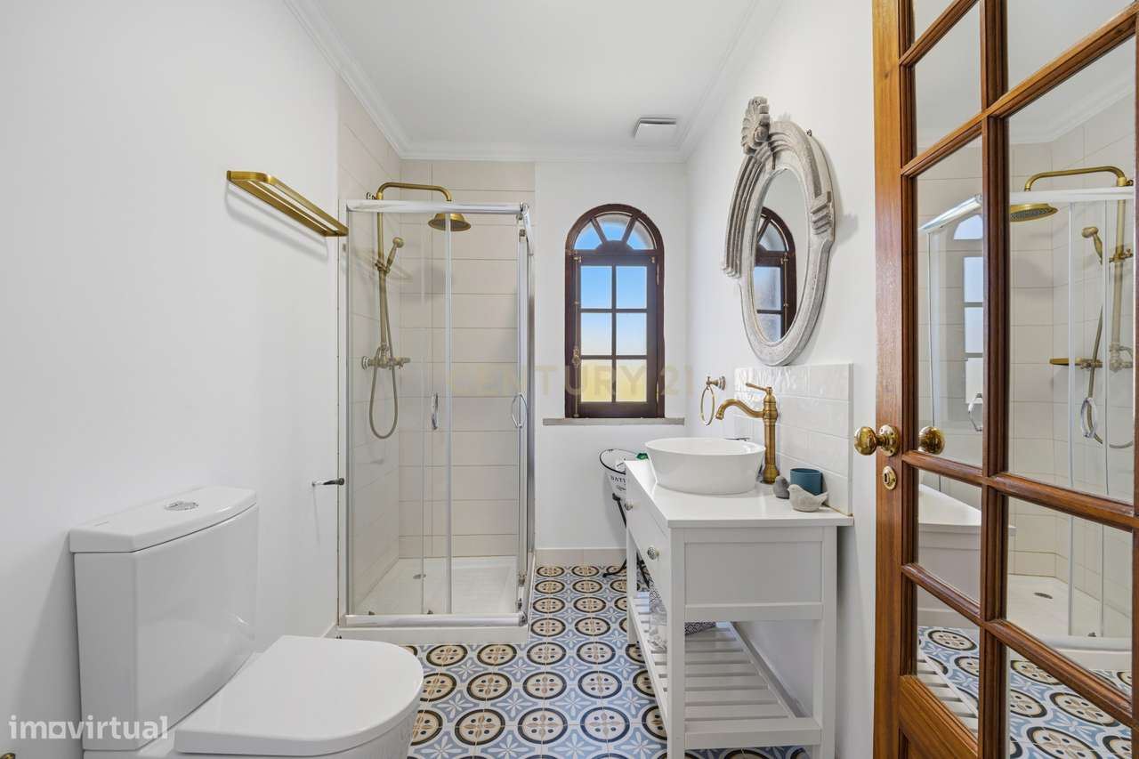 Quinta de Charme em Palmela – Renovada, Espaçosa e Pronta a Viver-21