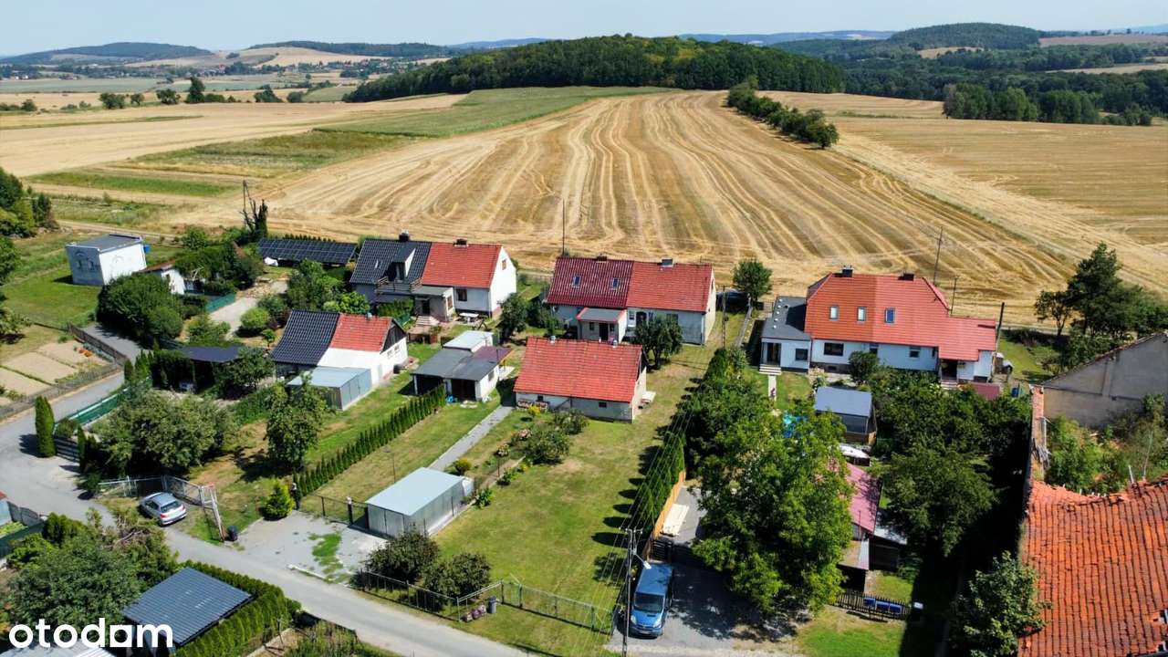 Dom z ogrodem i dodatkową działką - Kluczowa
