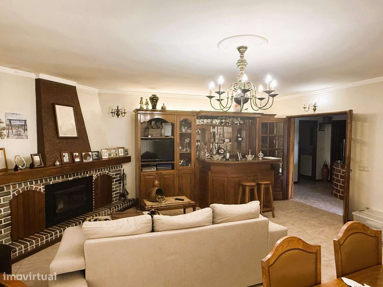 Moradia T4 (Geminada) - Grande imagem: 4/25