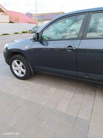 Toyota RAV4 2.2 D-4D Executive - 20