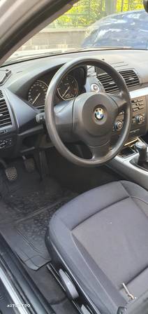 BMW Seria 1 120d - 11