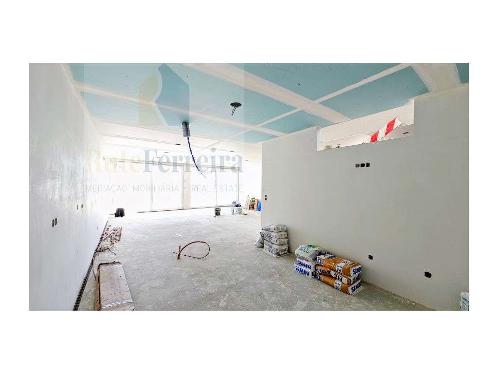 Moradia T4 Nova na Ericeira com Piscina!!!!-11