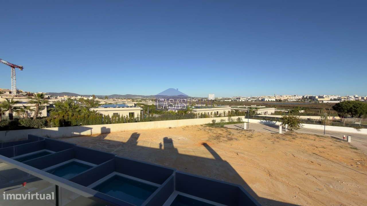 Moradia em banda V4 num empreendimento de Luxo, em Faro, Algarve-27