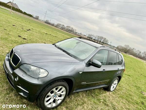 BMW X5 xDrive35i Edition Exclusive - 27