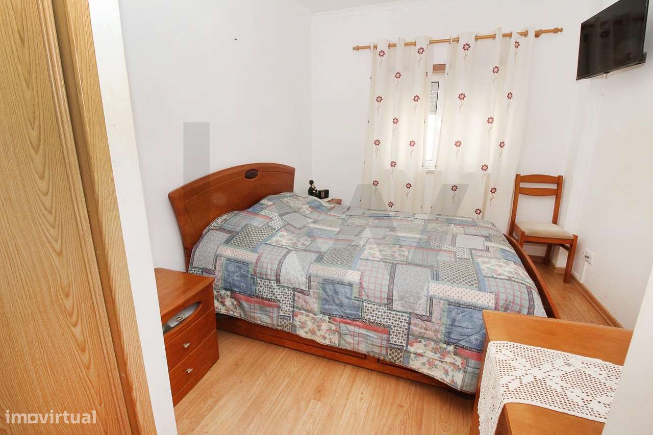 Duplex T3 com Garagem Box em  Silves-7