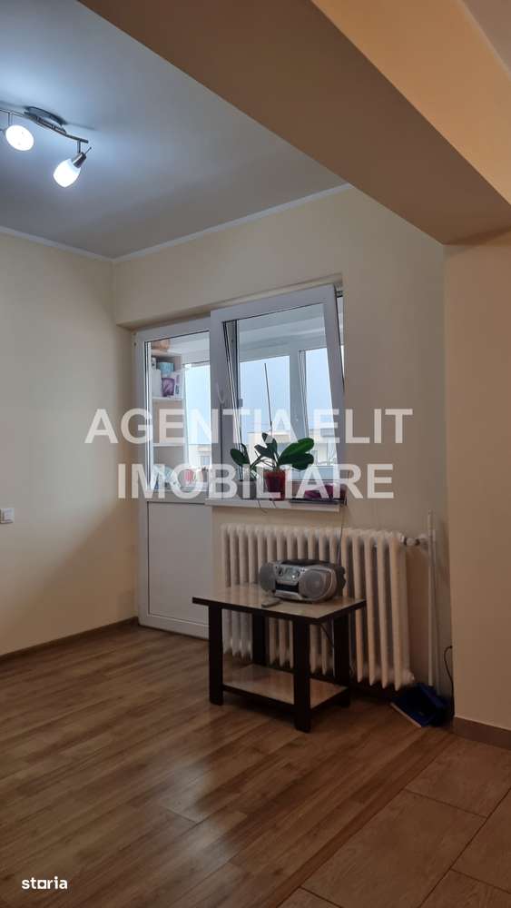 Apartament 3 camere, zona Stadion-9