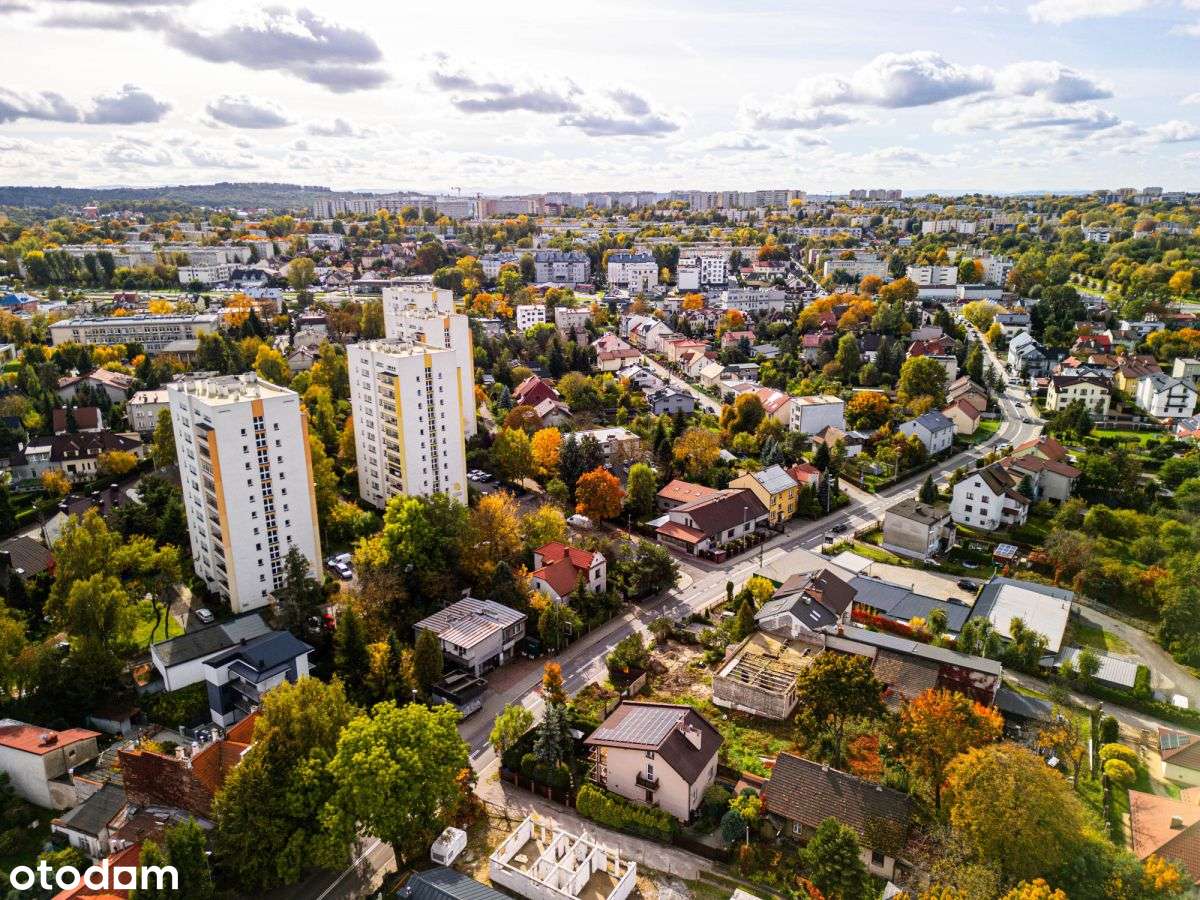 Jasne 2 pokoje z balkonem na ostatnim piętrze-4