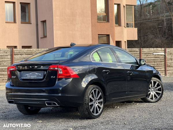 Volvo S60 D4 Summum - 9