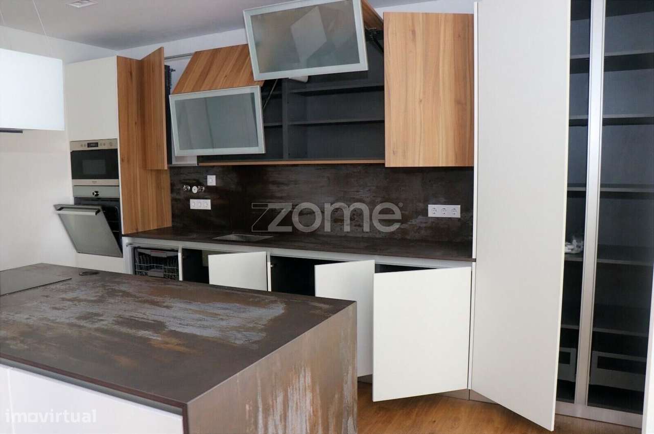 Apartamento T3 com uma Suite a 599.000€-11