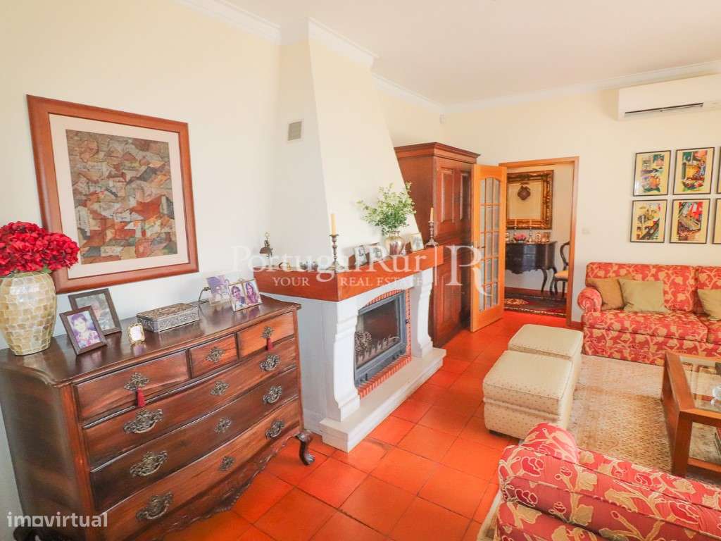Quintinha com várias habitações em Vila Franca de Xira-12