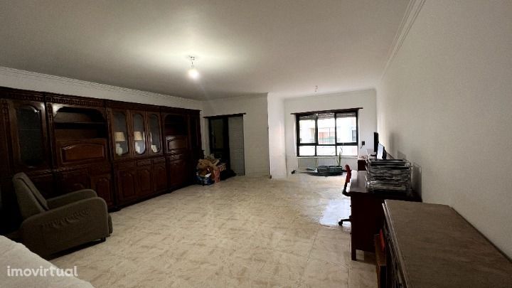 Apartamento, 139 m², Massamá e Monte Abraão