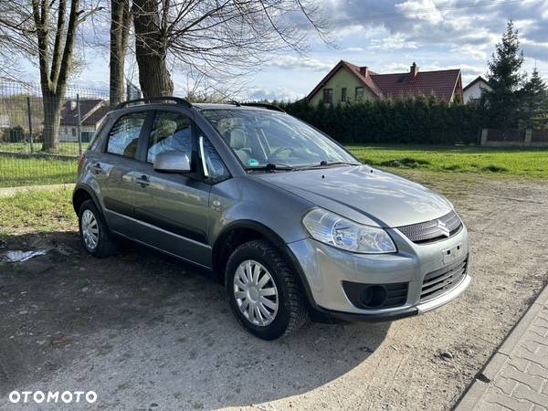 Suzuki SX4 1.9 DDiS DPF 4x4 Comfort - 3