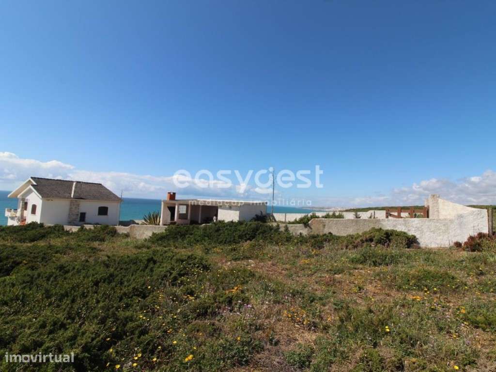 Moradia Exclusiva T4, à beira mar, com terreno de 8600m2 , em Sintra - Grande imagem: 5/49