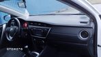 Toyota Auris 1.6 Premium + - 20