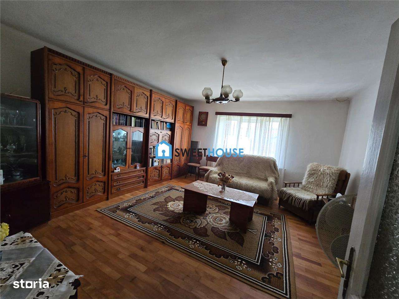 Casa de vanzare in Cincsor - Imagine principală: 4/16