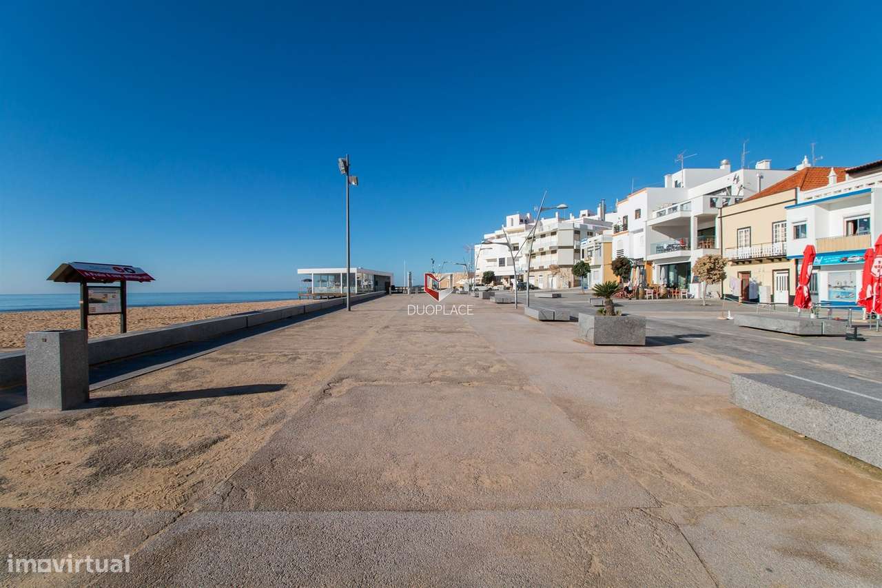 Apartamento T2 Venda em Armação de Pêra,Silves-40