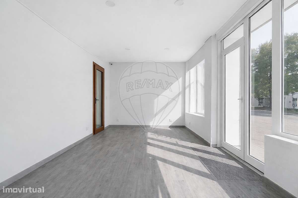 Loja  para arrendamento - Grande imagem: 2/15