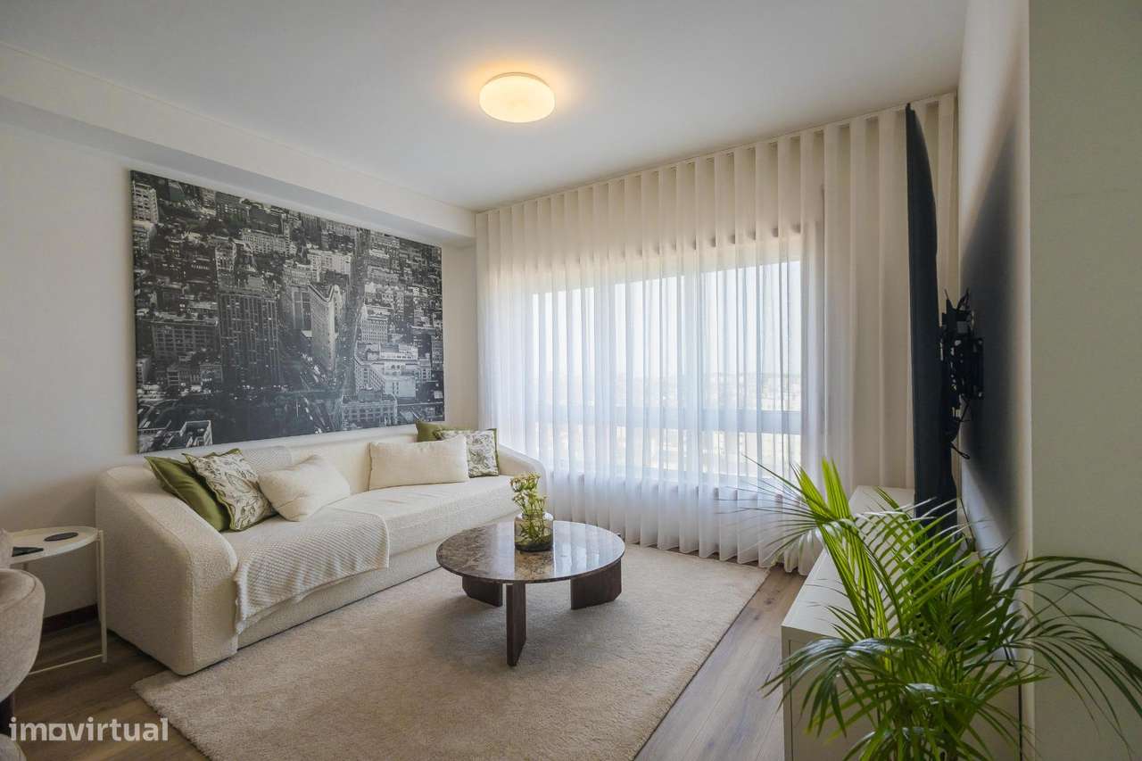 Apartamento T3 Totalmente Renovado em Gueifães – Excelente...-2