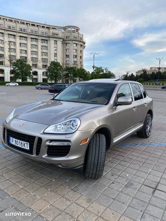 Porsche Cayenne Turbo V8 4.8L Aut. - 40