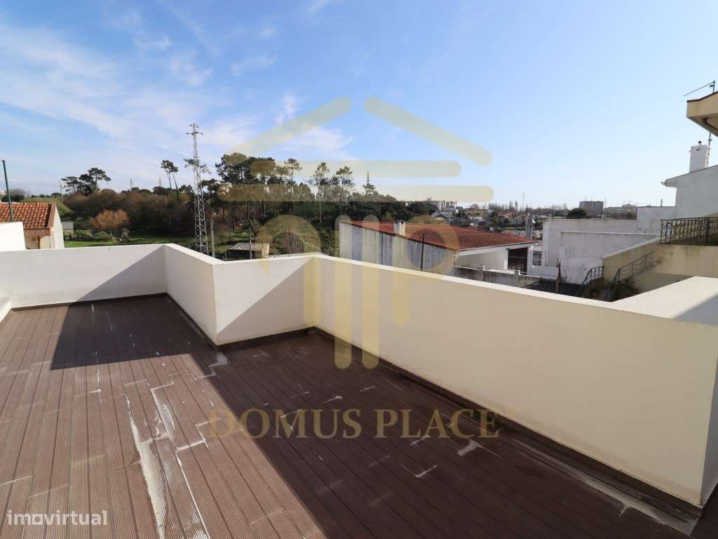 MORADIA T3 C/ JARDIM, TERRAÇO E GARAGEM | GUIFÕES-37