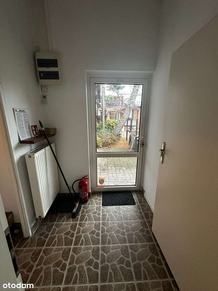 Lokal po gastronomi ze sprzętem w Pasażu handlowym na usługi. Okazja ! - Pełny obrazek: 5/7