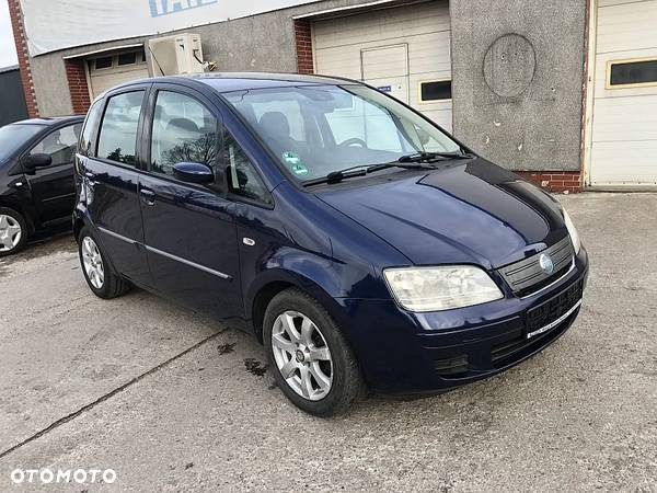 Fiat Idea 1.4 16V Dynamic - 25