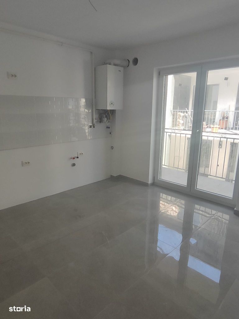 Apartament 3 camere, Intabulat, la cheie, 2 balcoane, geam la baie,Sel