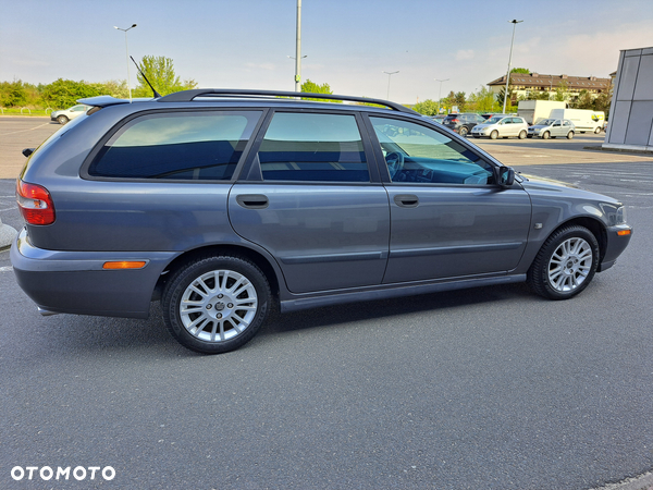 Volvo V40 1.8 Sport - 8