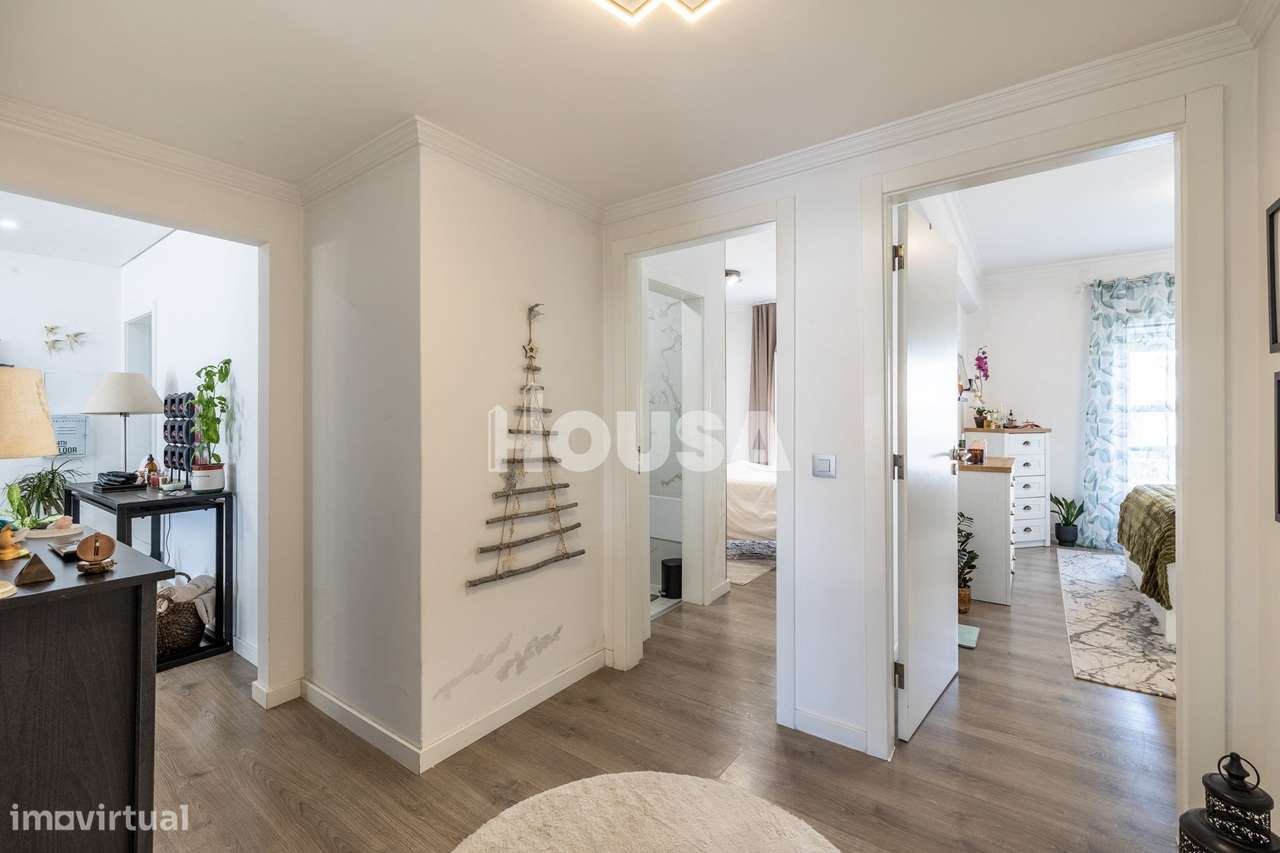 Apartamento T3 com Sótão, Garagem e Terraço – Nova Leiria-30
