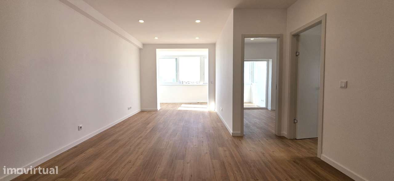 T2 Costa da Caparica c/ lugar de garagem - Grande imagem: 4/17