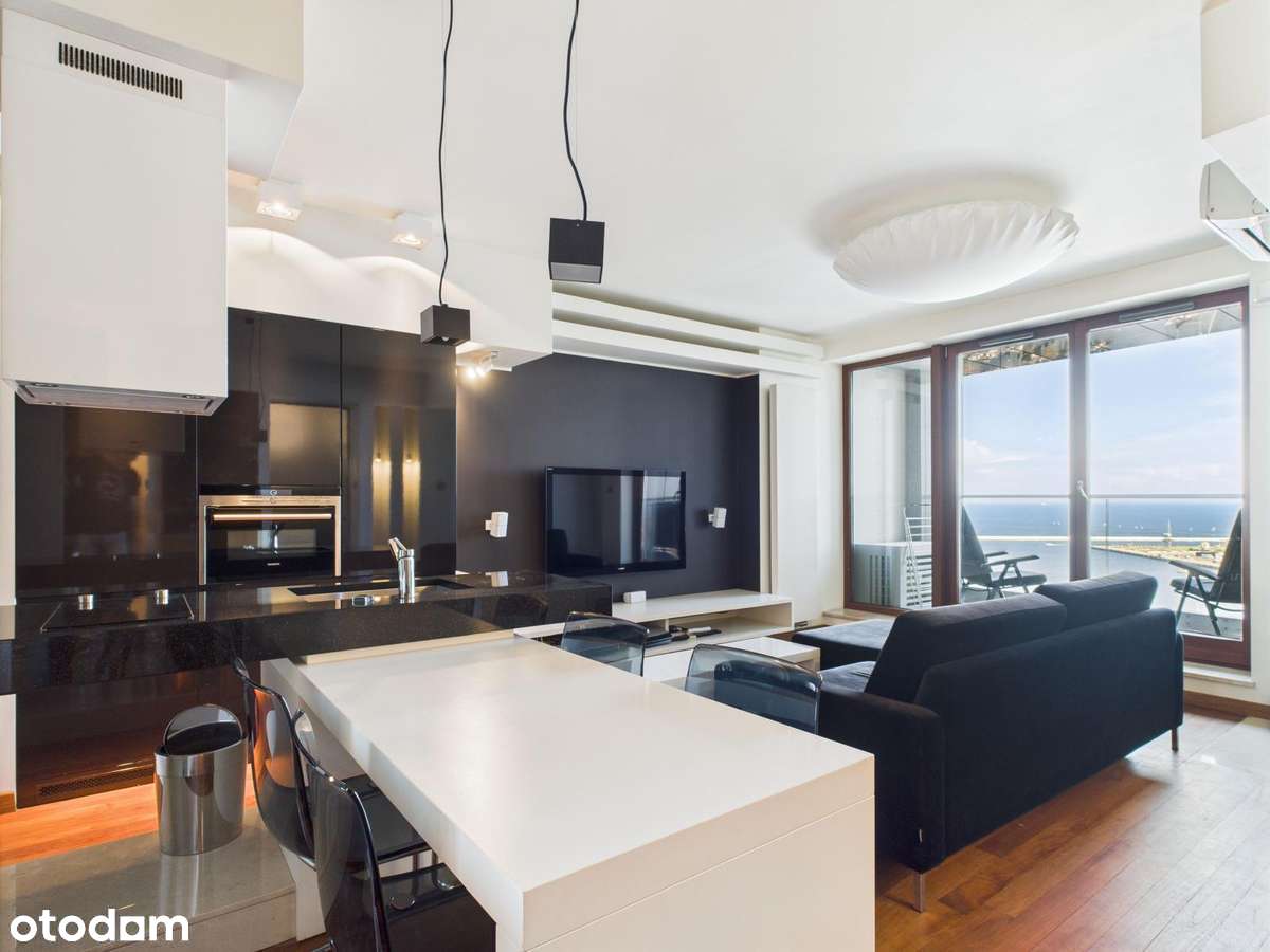Ekskluzywny apartament Seatowers Gdynia - Widok na morze i marinę - Pełny obrazek: 1/14