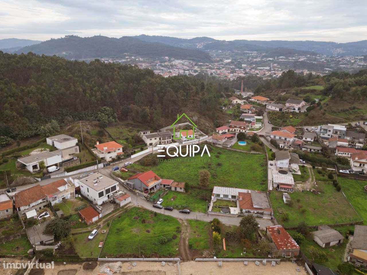 Três terrenos para construção - Grande imagem: 3/5