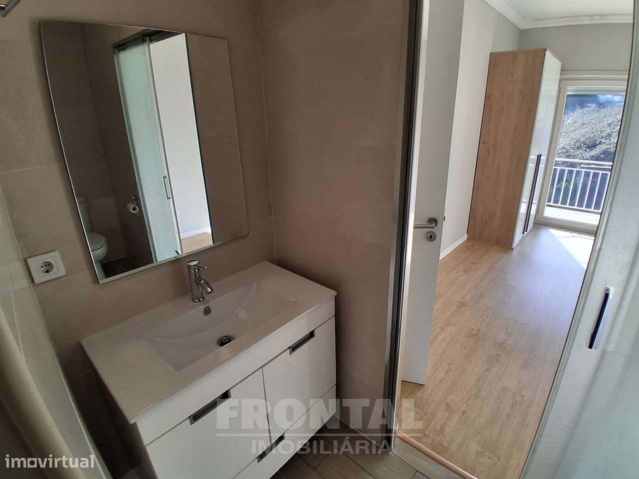 Andar Moradia T3 Renovado com Garagem | São Cosme, Gondomar-25