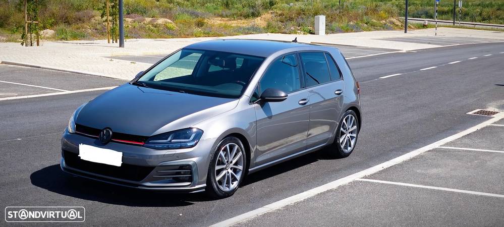 VW Golf 1.6 TDi R-Line - 1