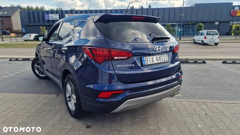 Hyundai Santa Fe 2.4 Sport Utility 2WD - 3