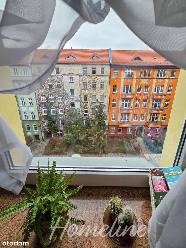 Kamienica z balkonem po rewitalizacji /3 pokoje-6