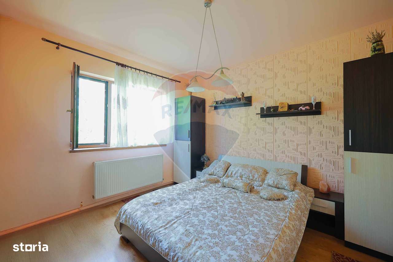 Casă de vânzare cu 1800 mp teren, Paleu - Imagine principală: 5/20