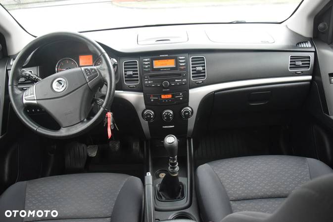 SsangYong Korando 2.0 e-XDi Quartz - 16