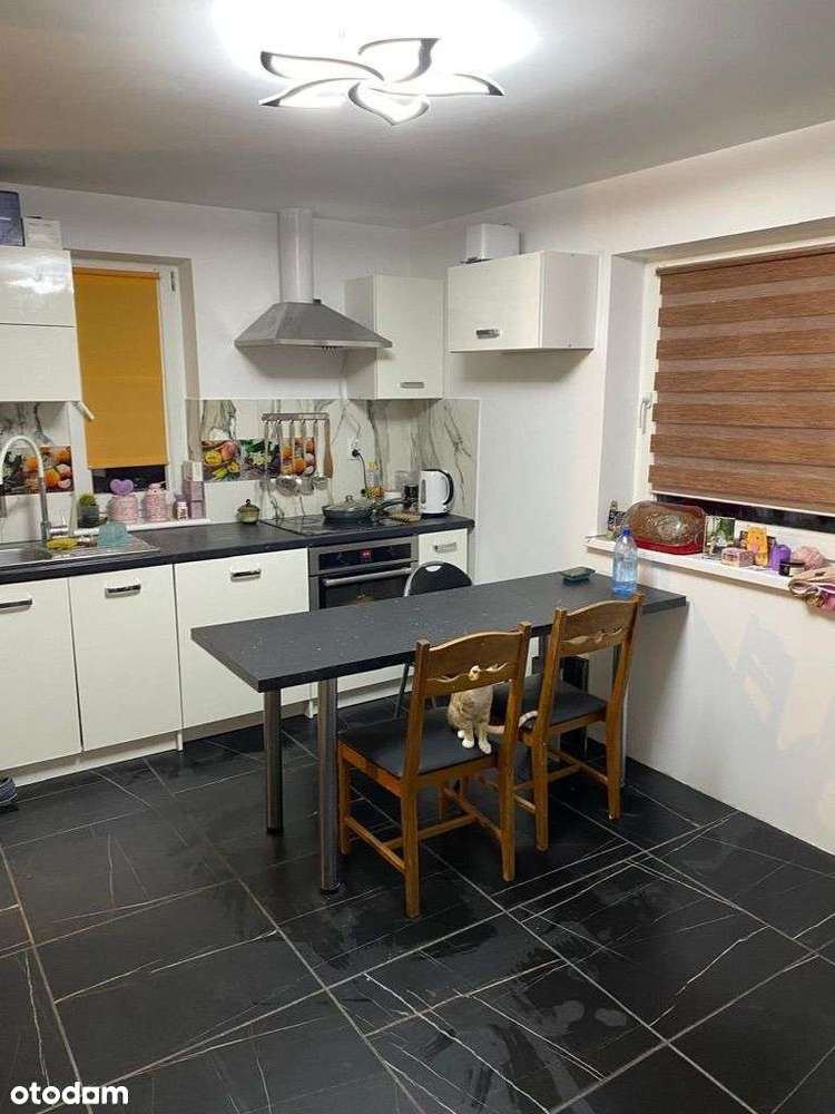 Nowoczesny dom z basenem i garażem - Pełny obrazek: 5/18