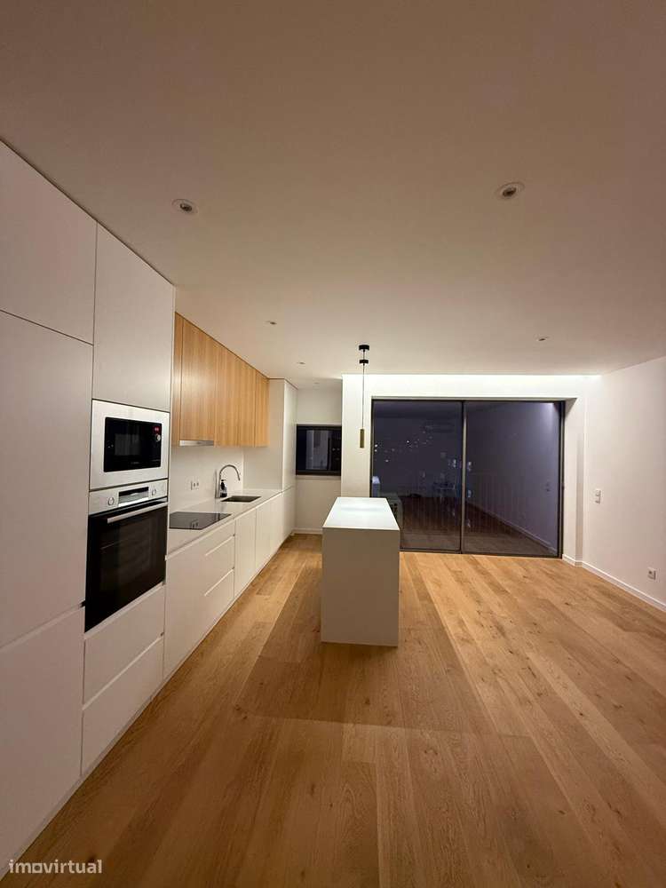 T2  a Estrear – A 5 min da Praia – Matosinhos Sul - Grande imagem: 4/13