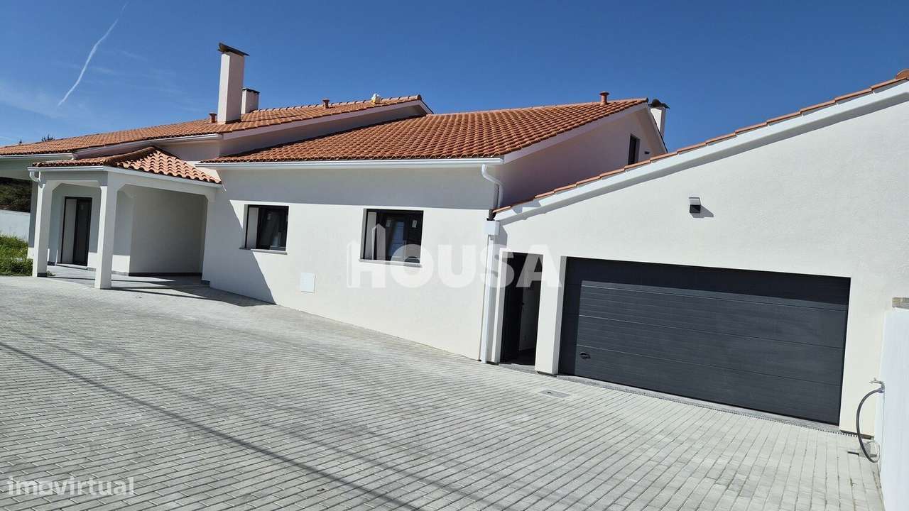 Moradia T3 Térrea Geminada – NOVA-25