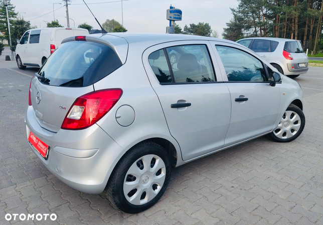 Opel Corsa 1.3 CDTI Enjoy - 11