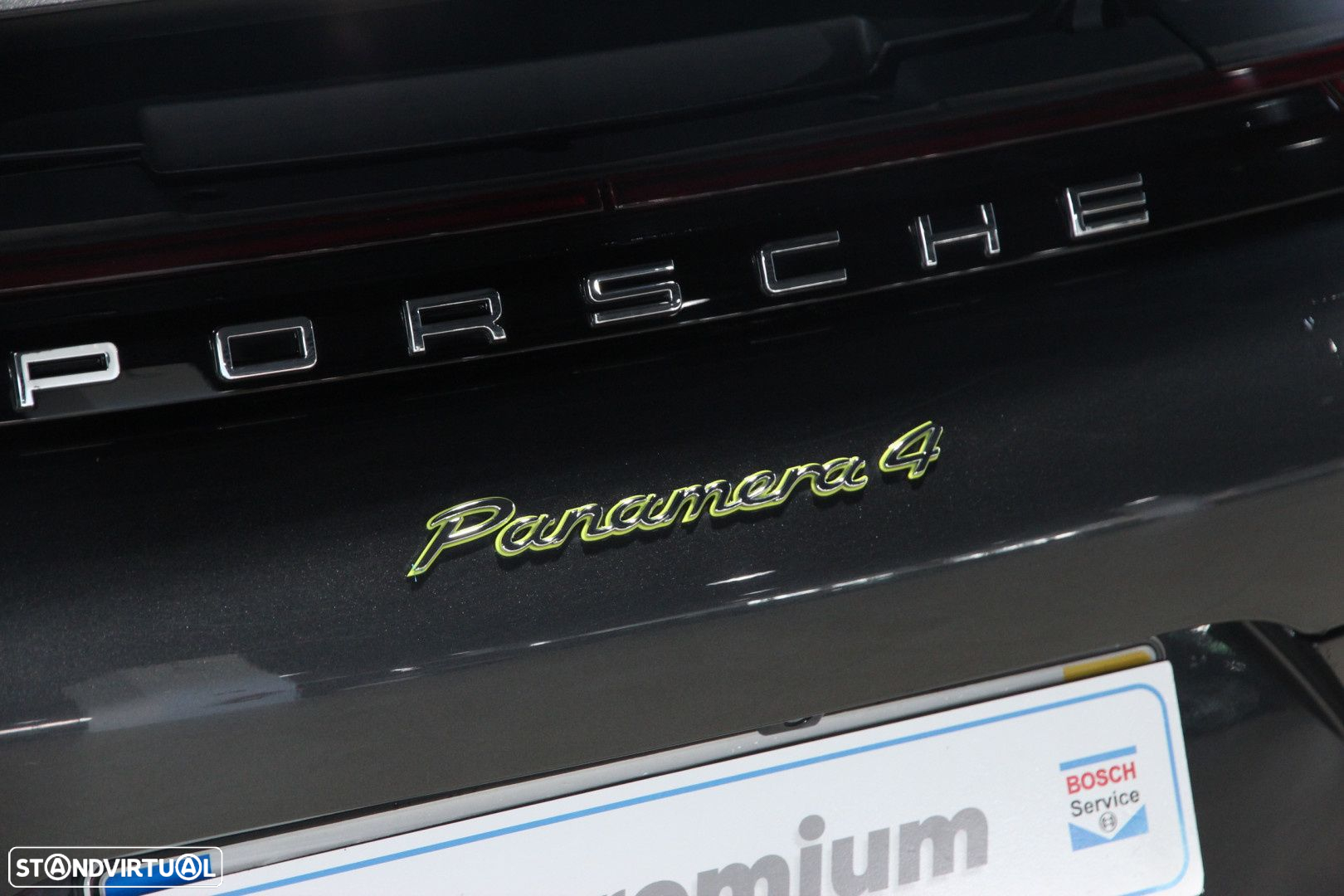 Porsche Panamera 4 E-Hybrid - 5