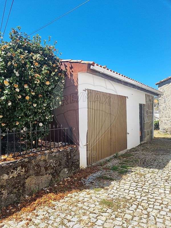 Moradia T2 para venda-6