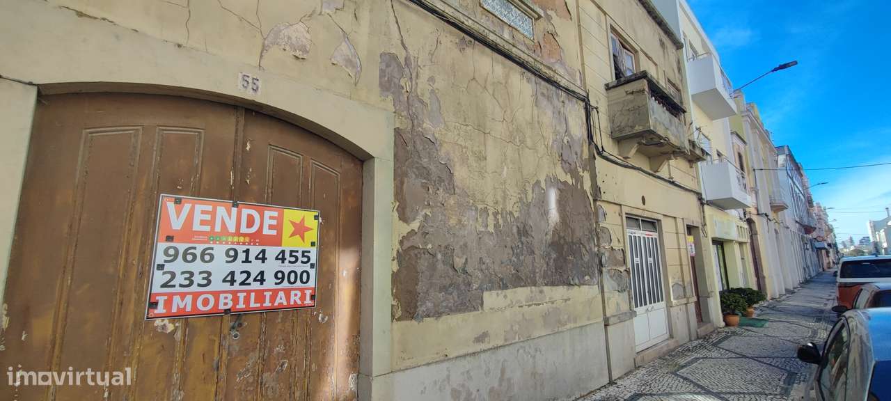 Prédio para Renovação Geral - Centro da Cidade - Rua Fernandes Tomás-18