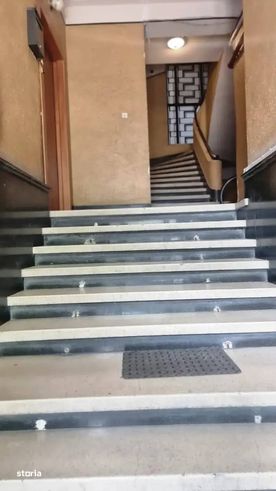 Resedinta cu 5 camere in centrul Bucurestiului-4