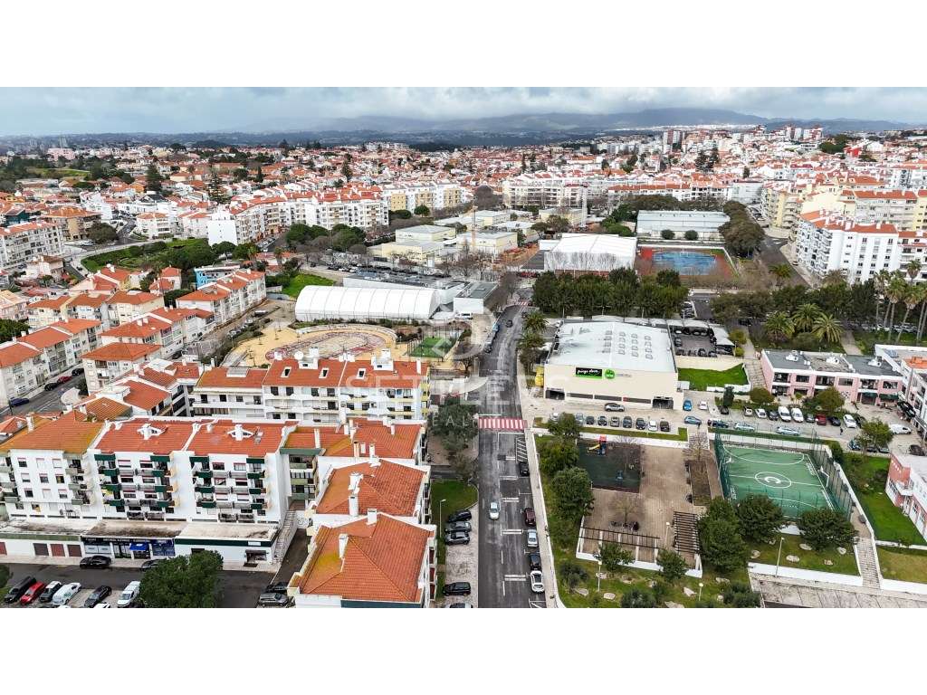 Apartamento T2+1 - Parede-46