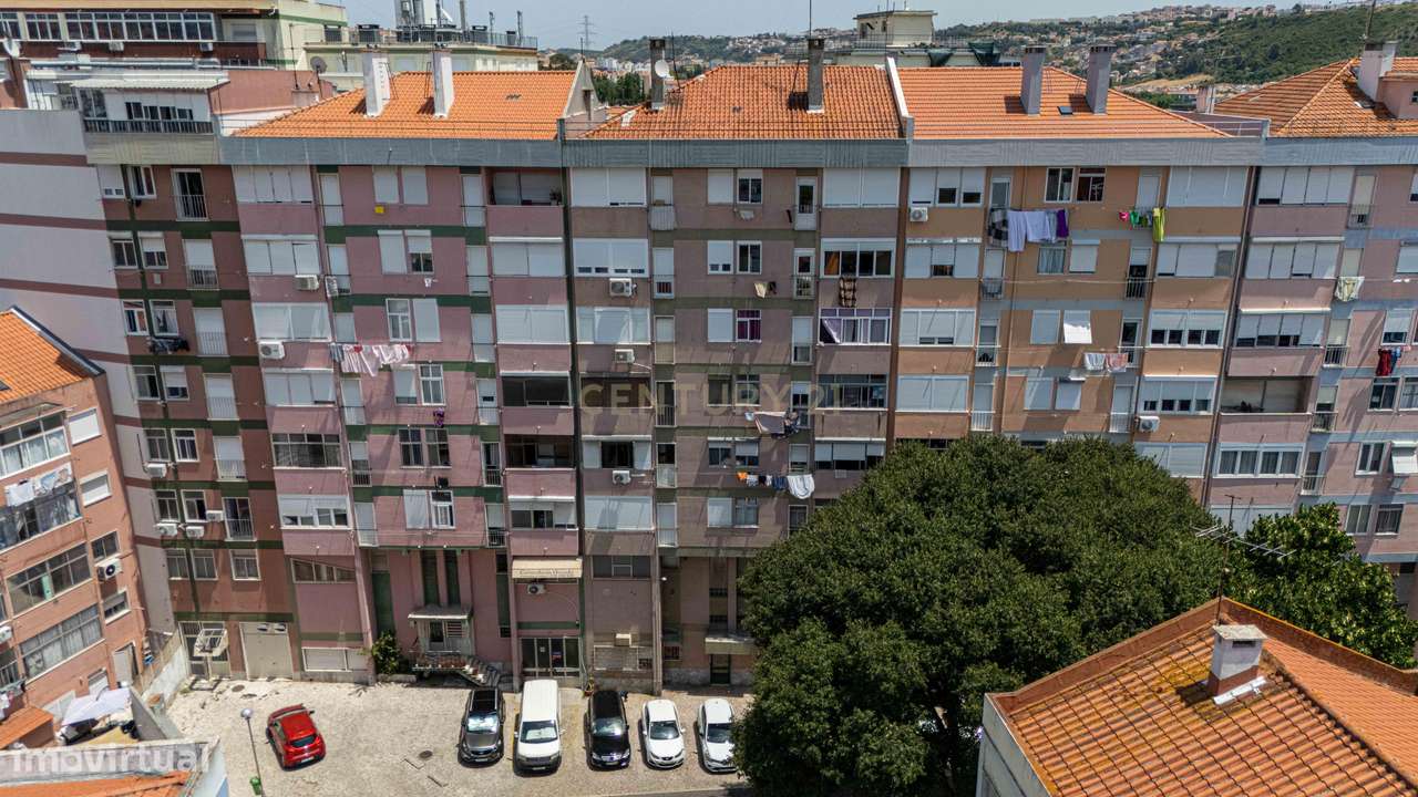 Apartamento T2 Totalmente Remodelado | Odivelas-24