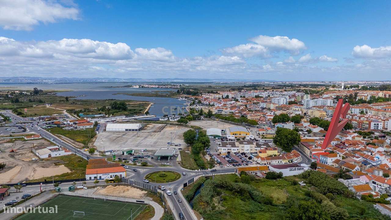 Loja na Moita - 86m² por 219.500€-13